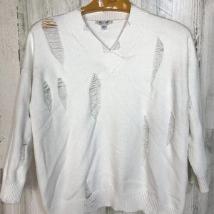 She & Sky Women's One Size Distressed Pullover V Neck Sweater